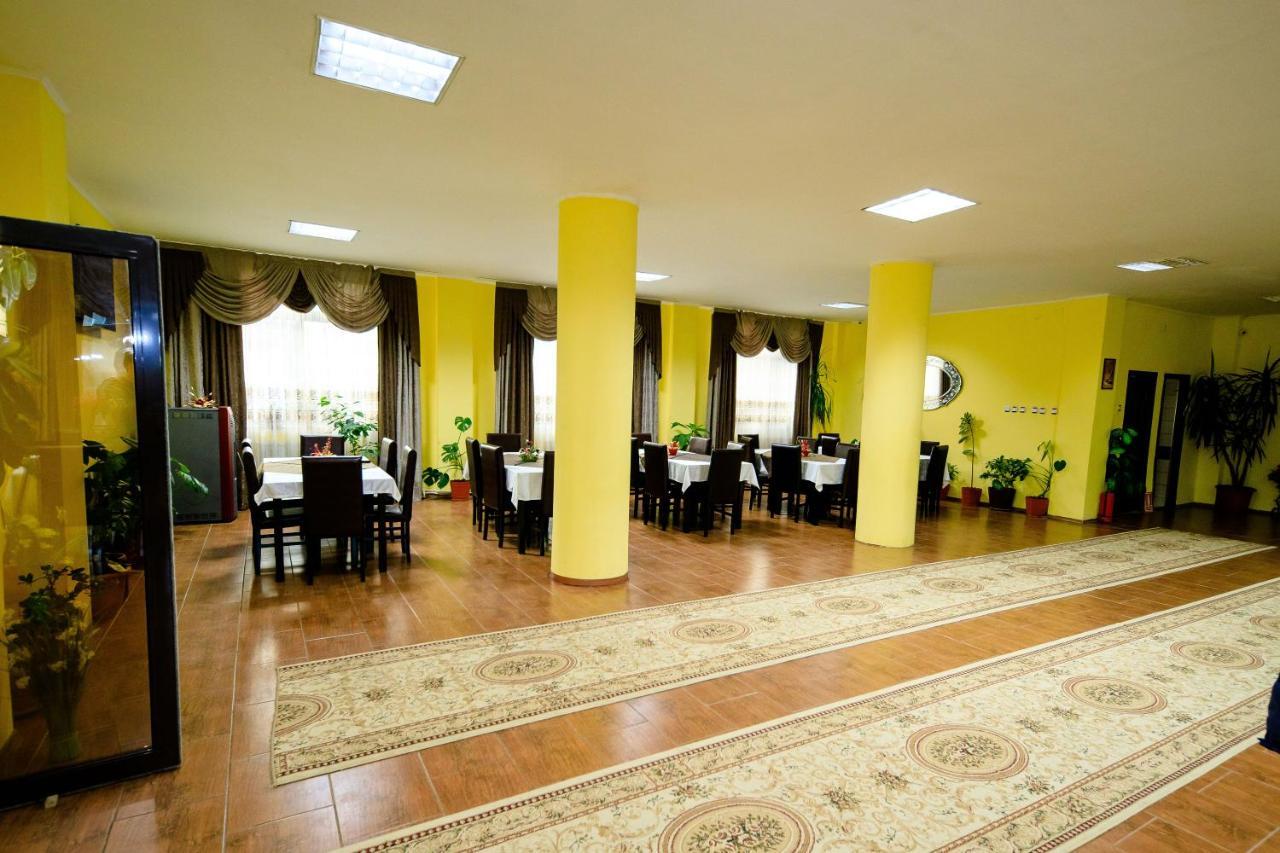 Pensiunea Grande Lepsa Ngoại thất bức ảnh